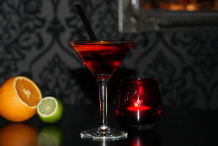 Delicious Cocktails, DJ's & Free Function Room Hire - Amor Bar Hobart is the ultimate Venue for your next event.
