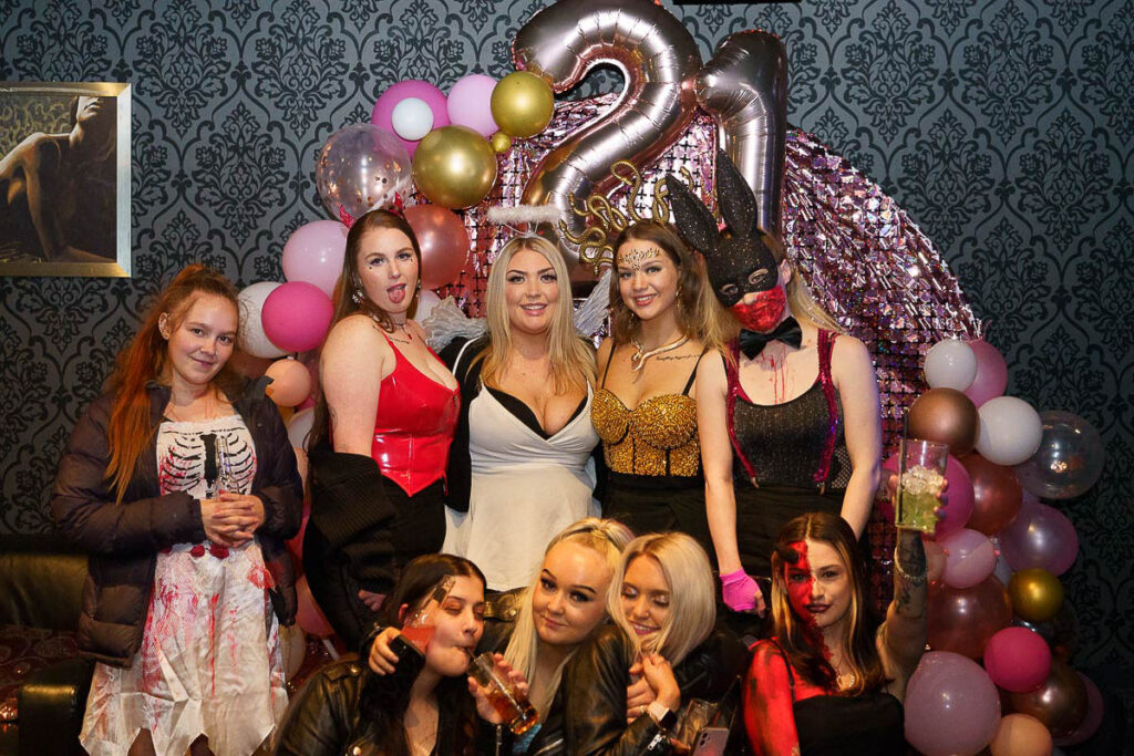 Delicious Cocktails, DJ's & Free Function Room Hire - Amor Bar Hobart is the ultimate Venue for your next event.